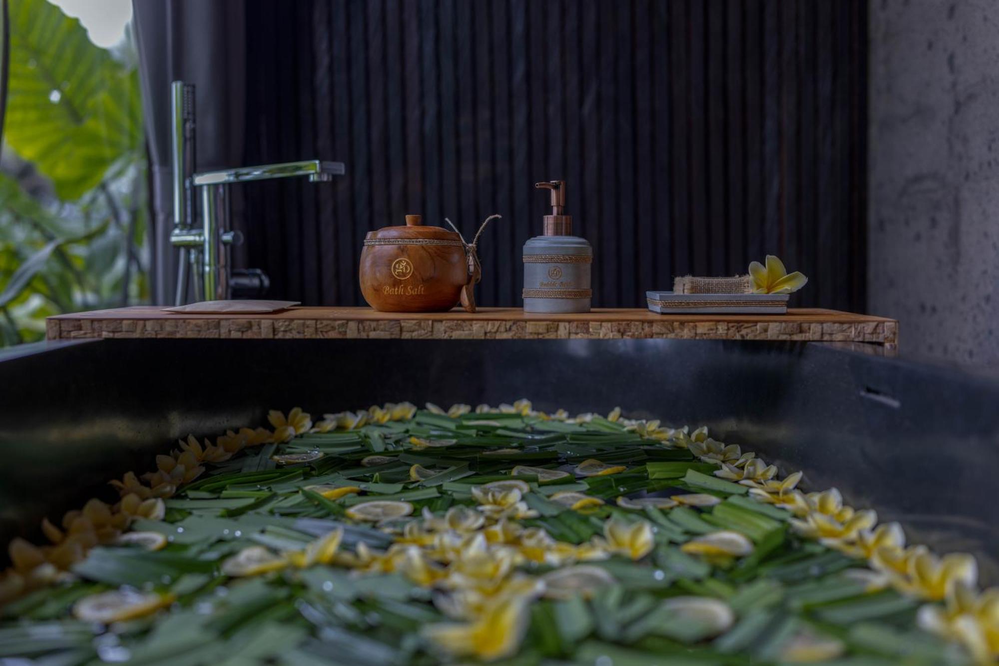 אובוד Gdas Bali Health And Wellness Resort - Adult Only מראה חיצוני תמונה